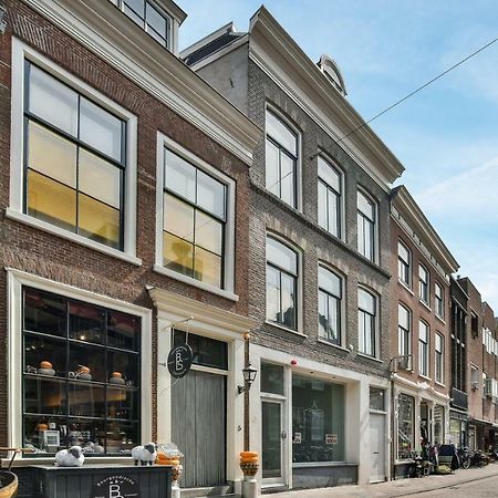 Boutique Hotel Koninginn Гарлем Экстерьер фото